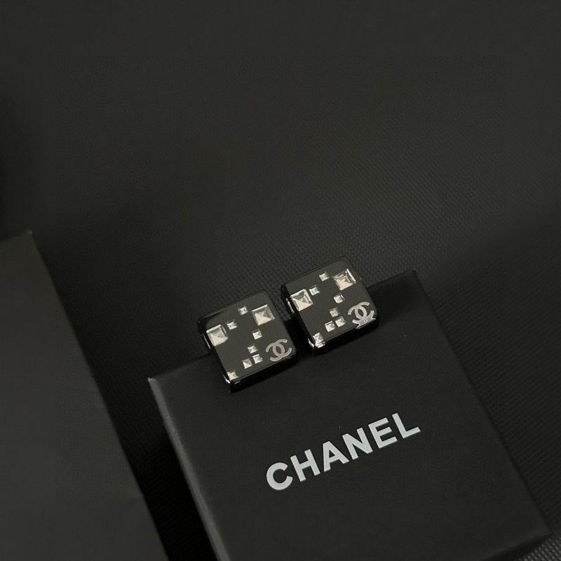 Chanel Earrings 587